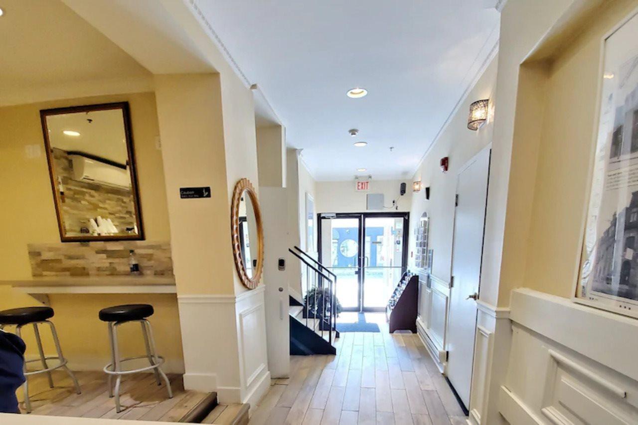 Royal Oak Inn Торонто Екстериор снимка