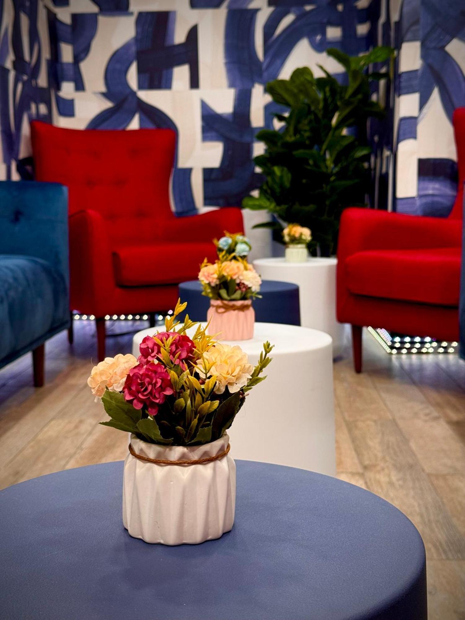 Royal Oak Inn Торонто Екстериор снимка