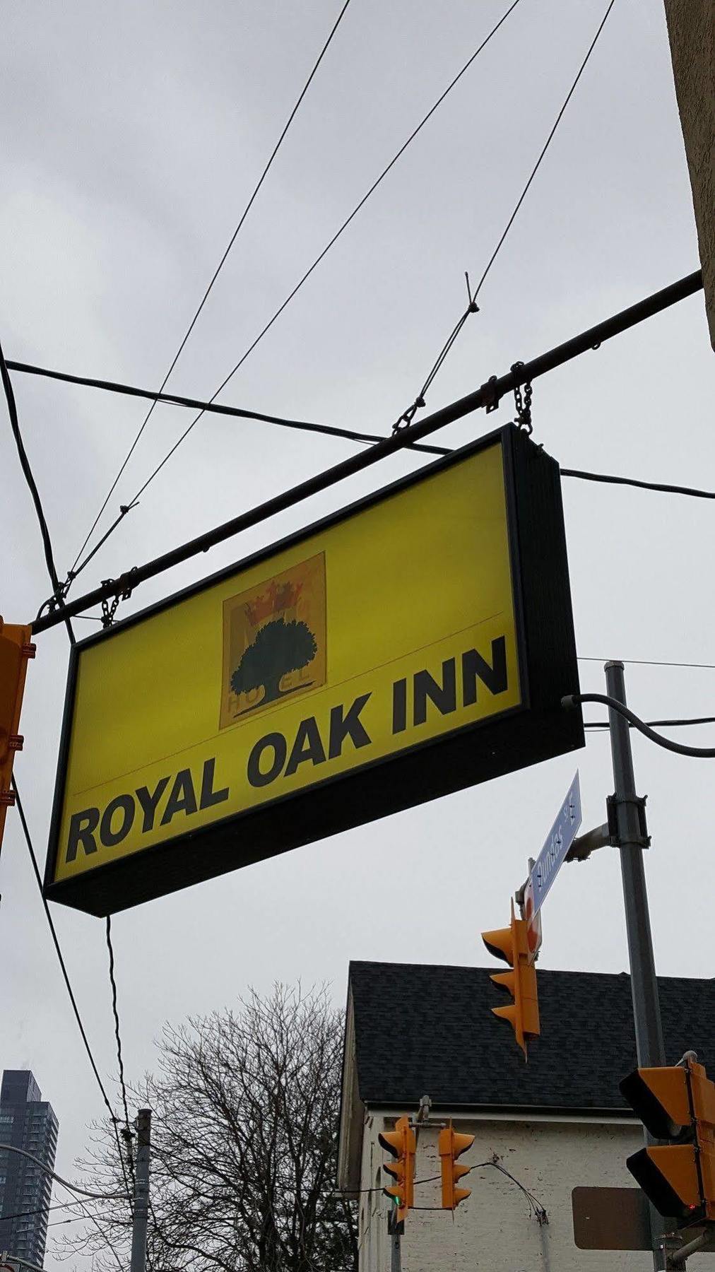 Royal Oak Inn Торонто Екстериор снимка
