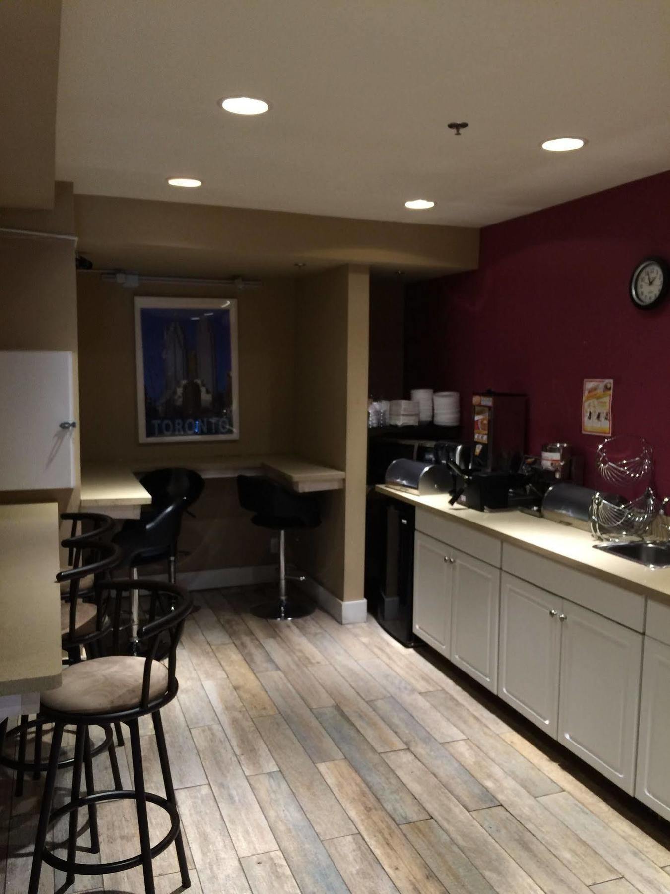 Royal Oak Inn Торонто Екстериор снимка