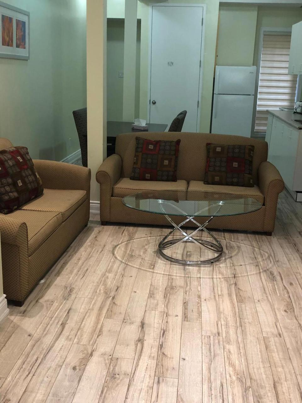 Royal Oak Inn Торонто Екстериор снимка